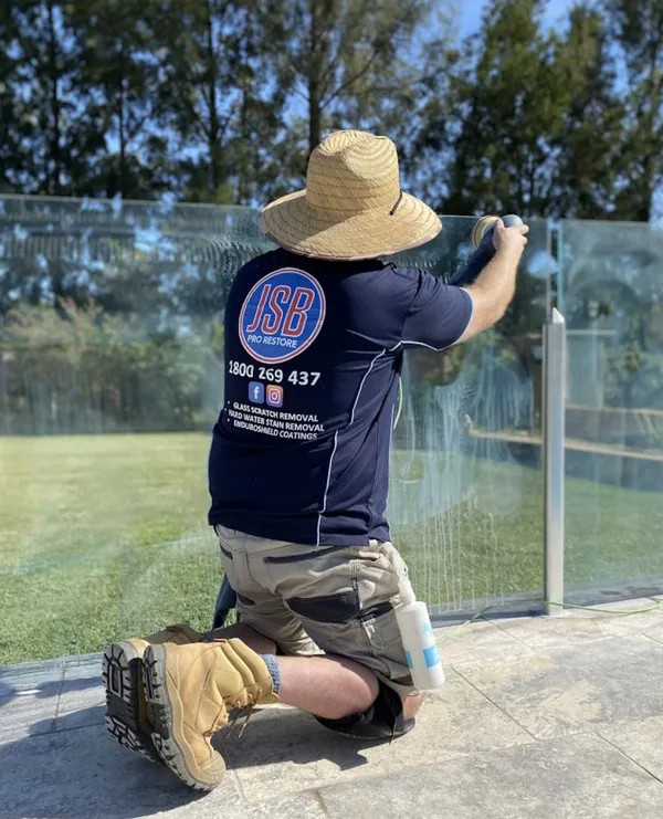 JSB Pro Restore cleaning pool windows